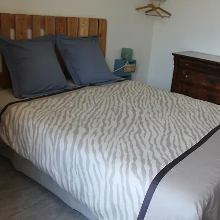 Bed & Breakfast Aux Berges Du *